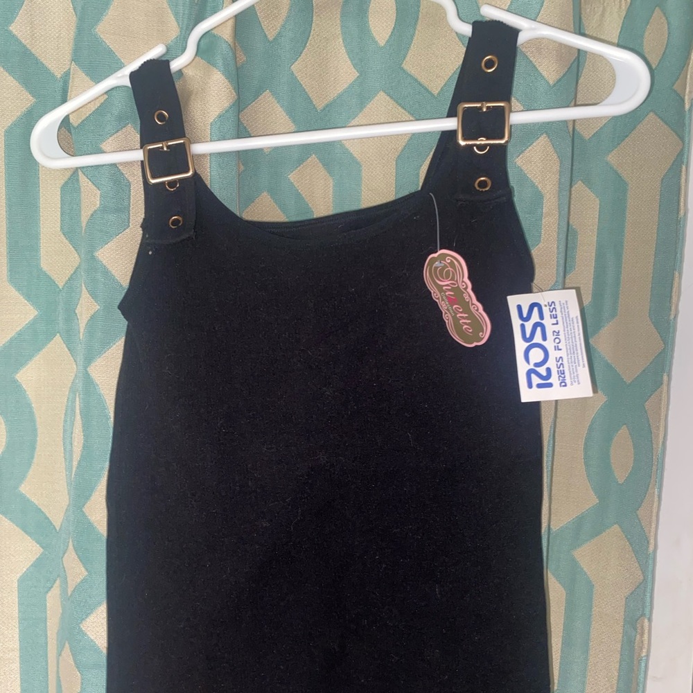 Buckle strap tank